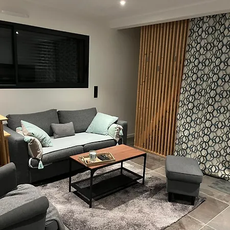 Holiday home Petit Mitoyen *